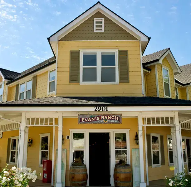Los Olivos wine tasting building representing local businesses supported by fractional CFO services